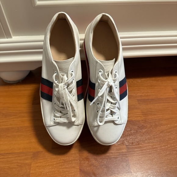 Gucci Peggy white leather platform shoes! - Picture 2 of 5